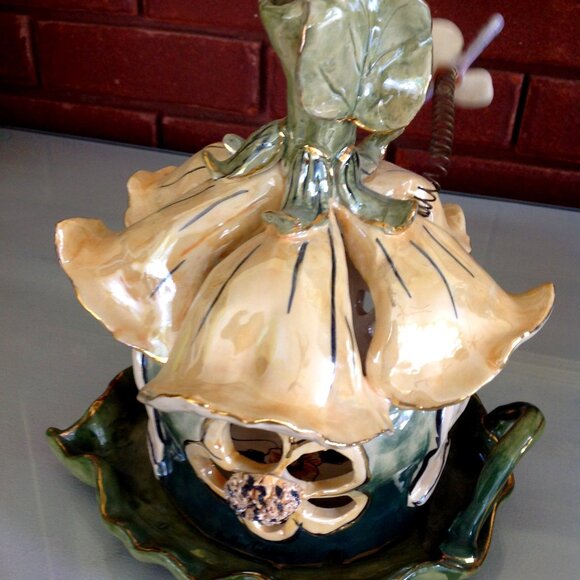 Blue Sky Clay Works Tulip Flower Mushroom House and Underplate Tealight Holder - Picture 4 of 8